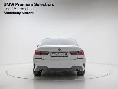 BMW 3-Series 2022, 58293 км, за 22185.41 USD