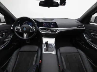 BMW 3-Series 2022, 58293 км, за 22185.41 USD - фото 7
