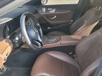 Mercedes-Benz E-Class 2023, 59574 км, за 28423.26 USD - фото 6