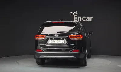 Kia Sorento 2016, 128142 км, за 7800.82 USD