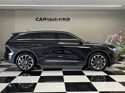 Lincoln Nautilus 2024, 25000 км, за 32068.4 USD
