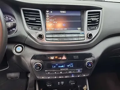 Hyundai Tucson 2017, 143392 км, за 6236.05 USD - фото 10