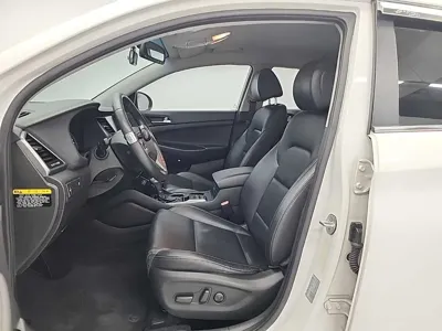 Hyundai Tucson 2017, 143392 км, за 6236.05 USD - фото 11