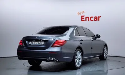 Mercedes-Benz E-Class 2018, 175601 км, за 14267.11 USD