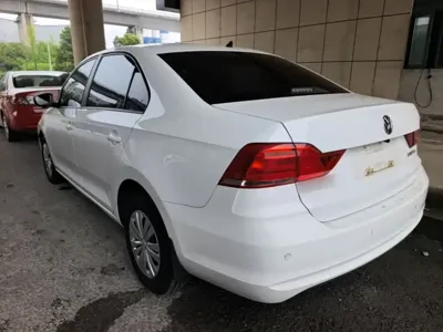 Volkswagen Santana 2018, 22500 км, за 5443.55 USD