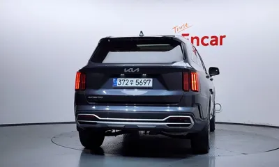 Kia Sorento 2023, 4586 км, за 20101.5 USD