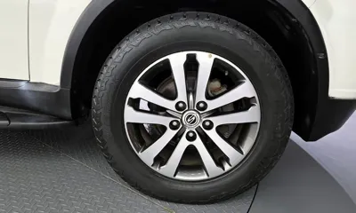 KG_Mobility_Ssangyong Rexton 2013, 252769 км, за 2561.74 USD