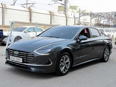 Hyundai Sonata 2021, 106312 км, за 10744.28 USD