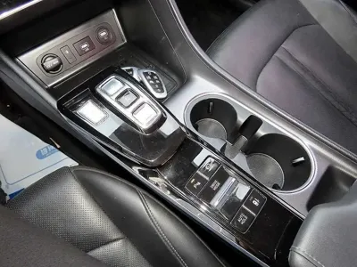 Hyundai Sonata 2021, 106312 км, за 10744.28 USD - фото 10