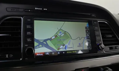 Hyundai Sonata 2015, 156799 км, за 5189.17 USD - фото 12