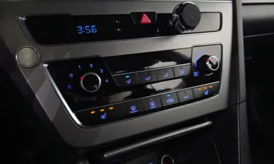 Hyundai Sonata 2015, 156799 км, за 5189.17 USD - фото 15