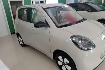 Wuling Hongguang MINIEV 2025, 100 км, за 8052 USD
