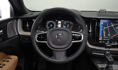 Volvo XC60 2019, 131573 км, за 17001.44 USD - фото 13