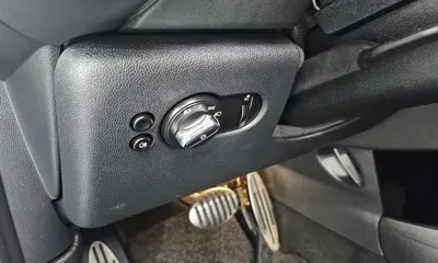 MINI Cooper 2019, 55638 км, за 16355.75 USD - фото 18