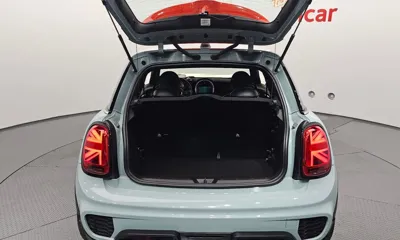 MINI Cooper 2019, 55638 км, за 16355.75 USD - фото 20