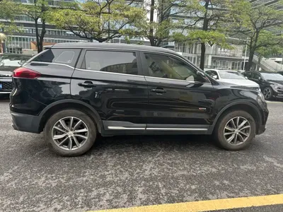 Geely Boyue 2019, 77000 км, за 4384.85 USD