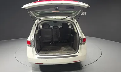 Honda Odyssey 2015, 84499 км, за 10245.91 USD - фото 20