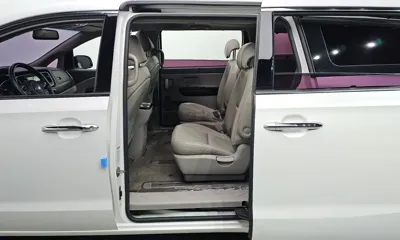 Kia Canival 2015, 187012 км, за 6371.52 USD - фото 11