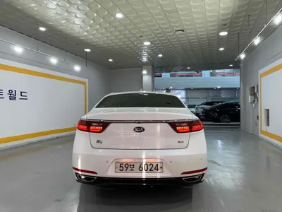 Kia K7 2018, 94459 км, за 7218.54 USD