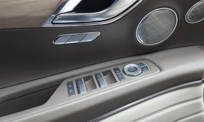 Genesis GV80 2023, 35436 км, за 36338.8 USD - фото 32