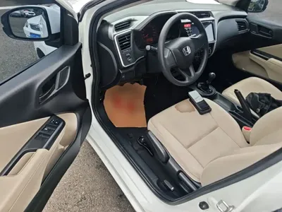 Honda City 2017, 155300 км, за 3844.24 USD - фото 16