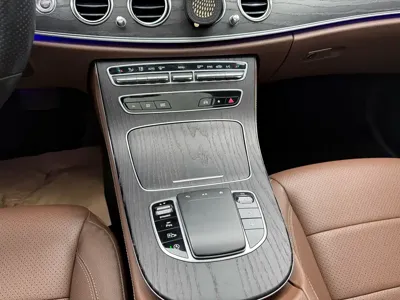 Mercedes-Benz E-Class 2022, 92000 км, за 23280.12 USD - фото 8