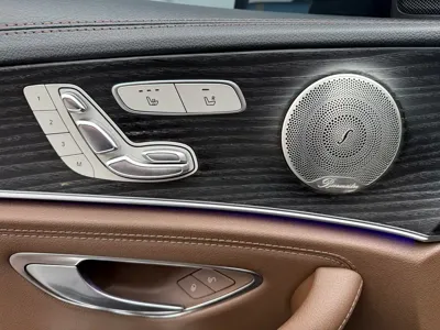 Mercedes-Benz E-Class 2022, 92000 км, за 23280.12 USD - фото 14