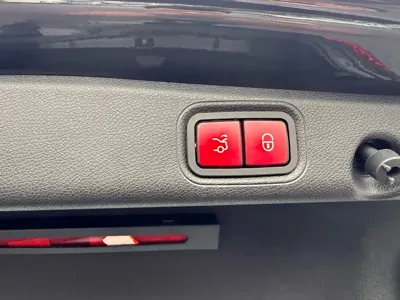 Mercedes-Benz E-Class 2022, 92000 км, за 23280.12 USD - фото 23
