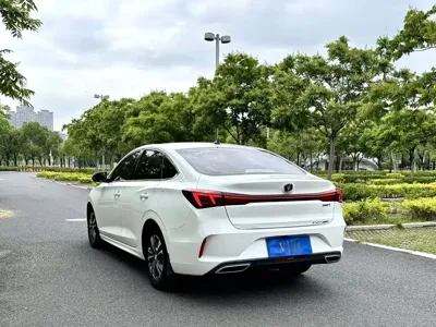 Changan Eado 2022, 50000 км, за 5413.38 USD