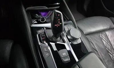 BMW 5-Series 2019, 86515 км, за 18051.73 USD - фото 9