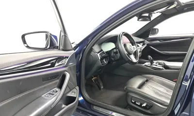 BMW 5-Series 2019, 86515 км, за 18051.73 USD - фото 11