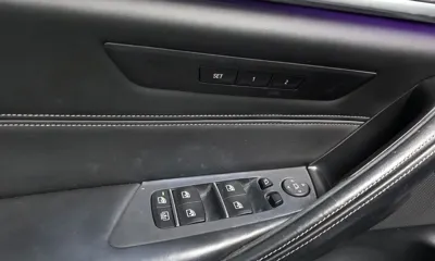 BMW 5-Series 2019, 86515 км, за 18051.73 USD - фото 18