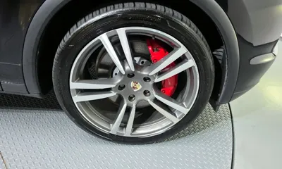 Porsche Cayenne 2011, 130813 км, за 15042.03 USD