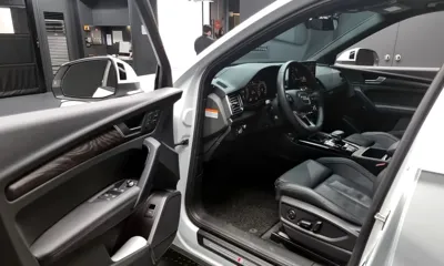 Audi Q5 2023, 49635 км, за 29689.95 USD - фото 10