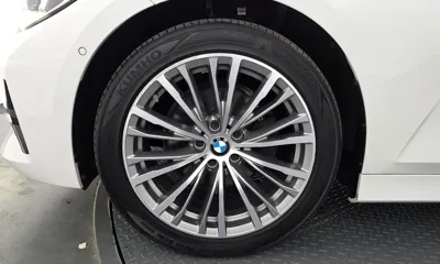 BMW 3-Series 2019, 121948 км, за 14886.56 USD