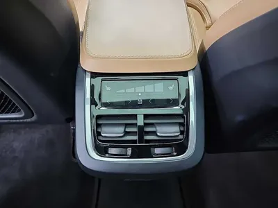 Volvo XC90 2019, 72480 км, за 23987.51 USD - фото 13