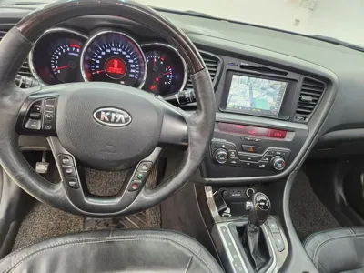 Kia K5 2011, 171000 км, за 2931.6 USD - фото 7