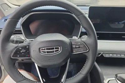 Geely Auto Preface 2021, 63700 км, за 10541 USD - фото 8