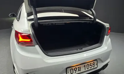 Hyundai Sonata 2018, 75304 км, за 9452.68 USD - фото 18