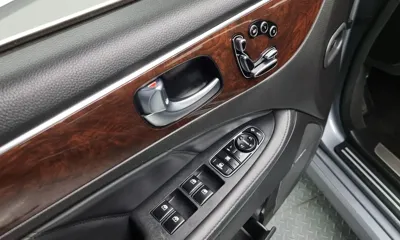 Hyundai Equus 2014, 179379 км, за 5051.23 USD - фото 17