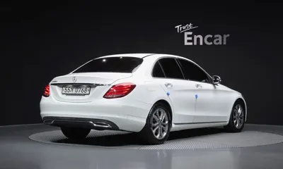 Mercedes-Benz C-Class 2016, 89598 км, за 8444.38 USD