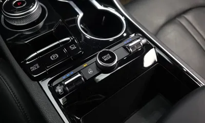 Kia K5 2022, 55598 км, за 10906.94 USD - фото 18