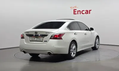 Nissan Altima 2014, 88909 км, за 3741.63 USD