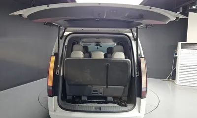 Hyundai Staria 2022, 70340 км, за 19686.23 USD - фото 19