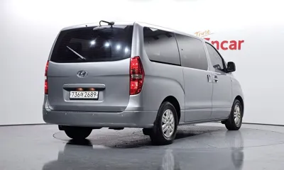 Hyundai Starex 2018, 104990 км, за 8400.07 USD