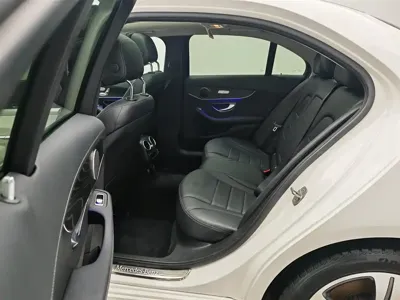 Mercedes-Benz C-Class 2021, 53400 км, за 18535.69 USD - фото 15