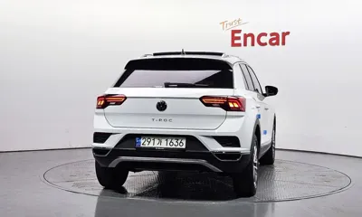 Volkswagen T-Roc 2021, 21368 км, за 19535.06 USD