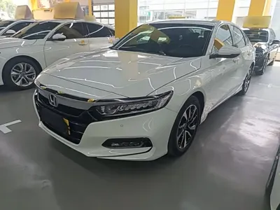 Honda Accord 2021, 43700 км, за 14563.17 USD