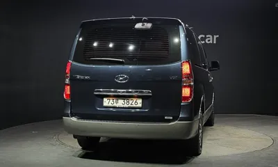 Hyundai Starex 2017, 84367 км, за 10529.79 USD