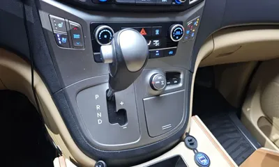 Hyundai Starex 2017, 84367 км, за 10529.79 USD - фото 9